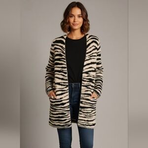 Loft XSmall Black and White Zebra Print Open Cardigan Fuzzy Sweater. Cozy